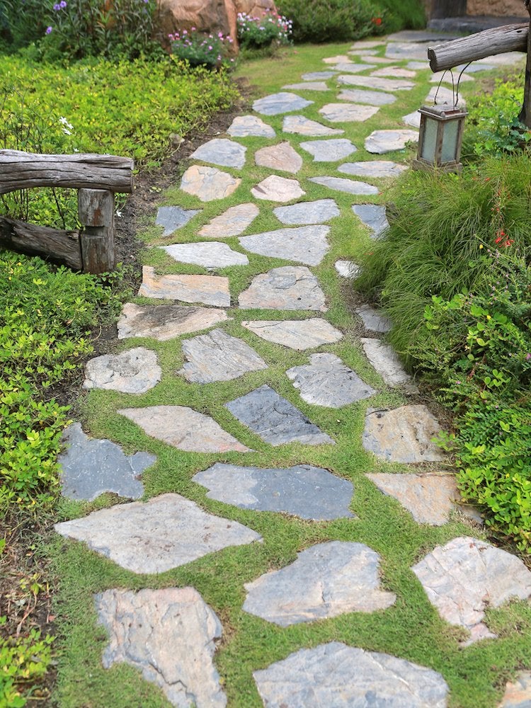 The Right Path: 15 Wonderful Walkway Designs