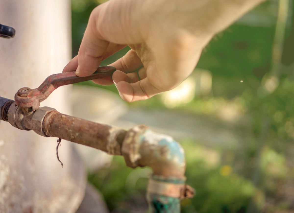 How to Close a Summer Home