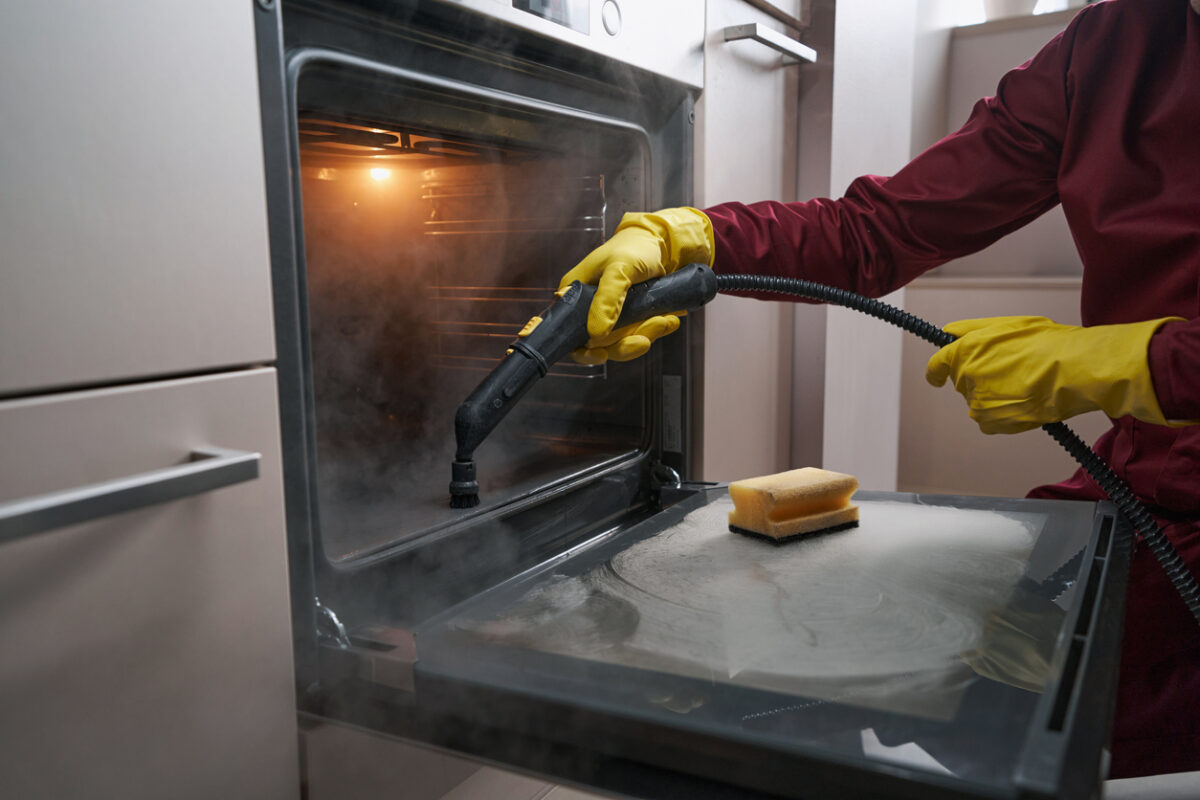 (BV) - How To Steam Clean Oven