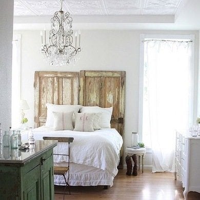 10 New Uses for Old Doors