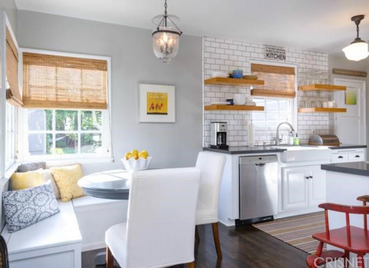 15 Photos That Prove You Need a Breakfast Nook