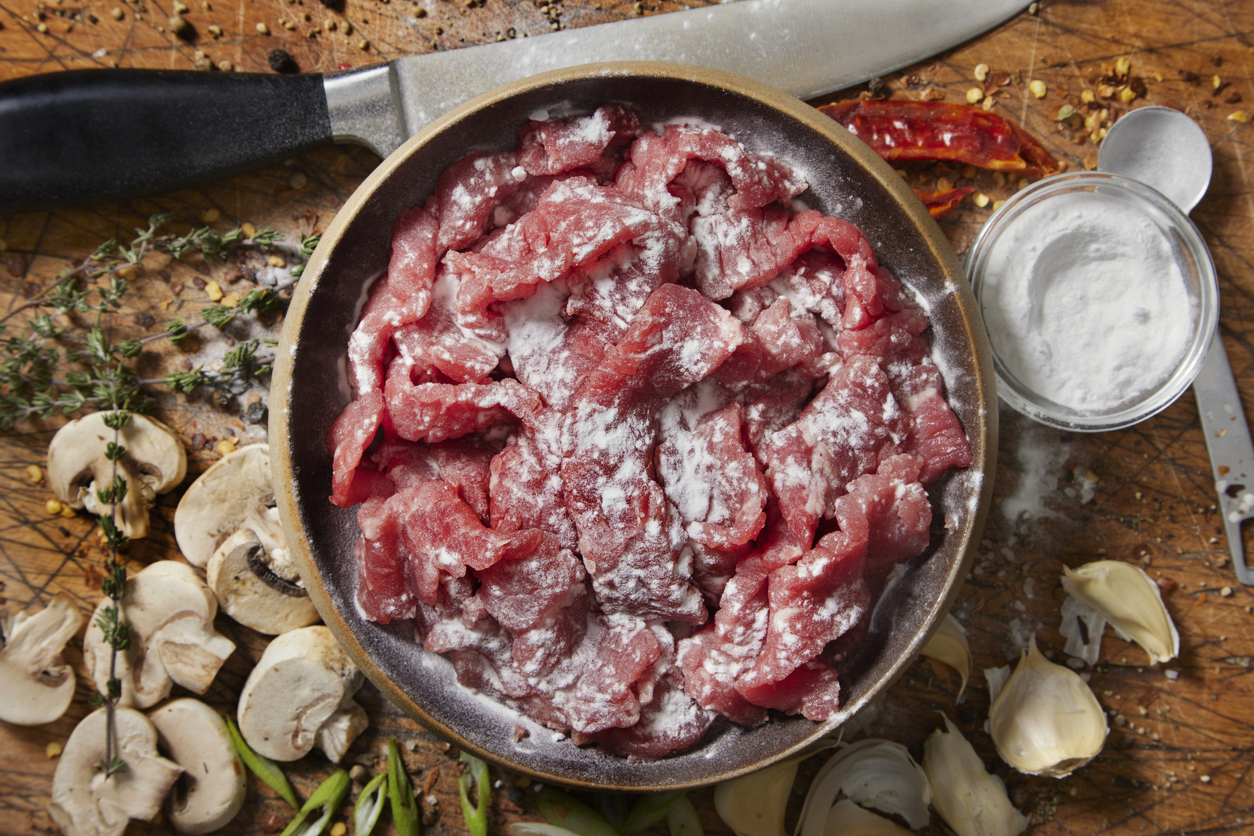 Velveting Beef - Tenderizing a Cheap Cut of Beef for Stir Frying with Baking Soda