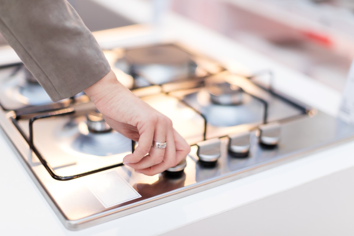 Cuisinières à induction vs cuisinières à gaz et électriques : Lesquelles sont les plus abordables ?