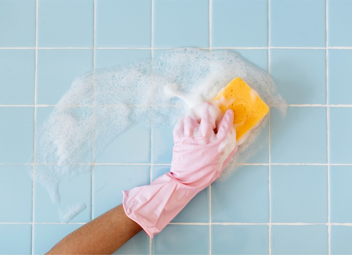 11 Essential Cleaning Chores to Complete Before Showing Your House