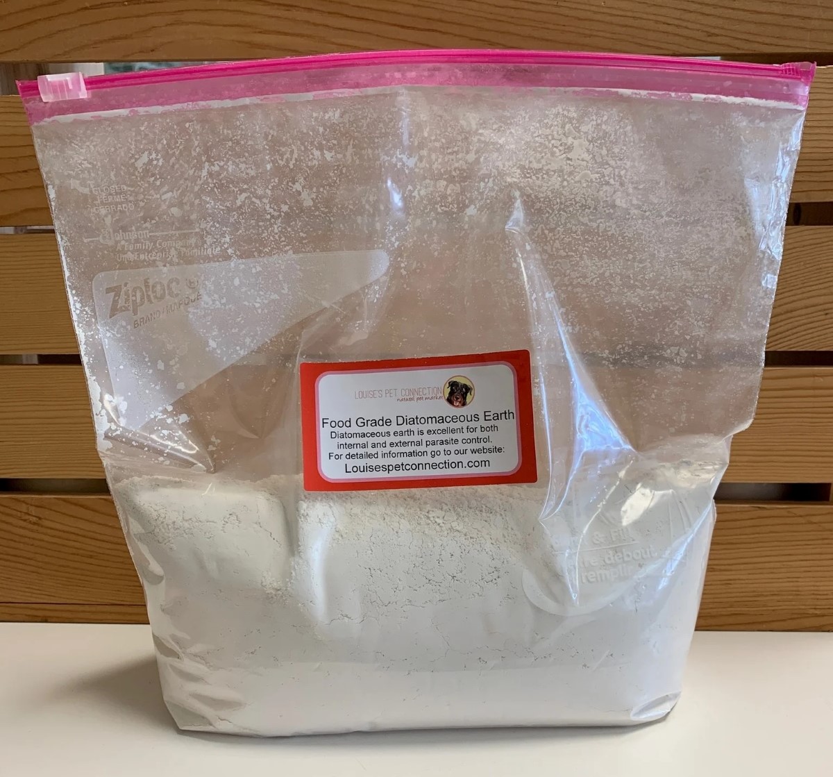 Plastic bag of diatomaceous earth.