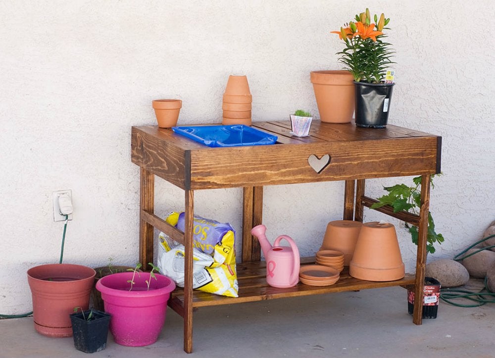 10 Backyard Wood Projects for Total Beginners