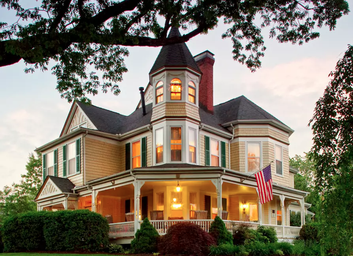 18 Victorian Homes We Love