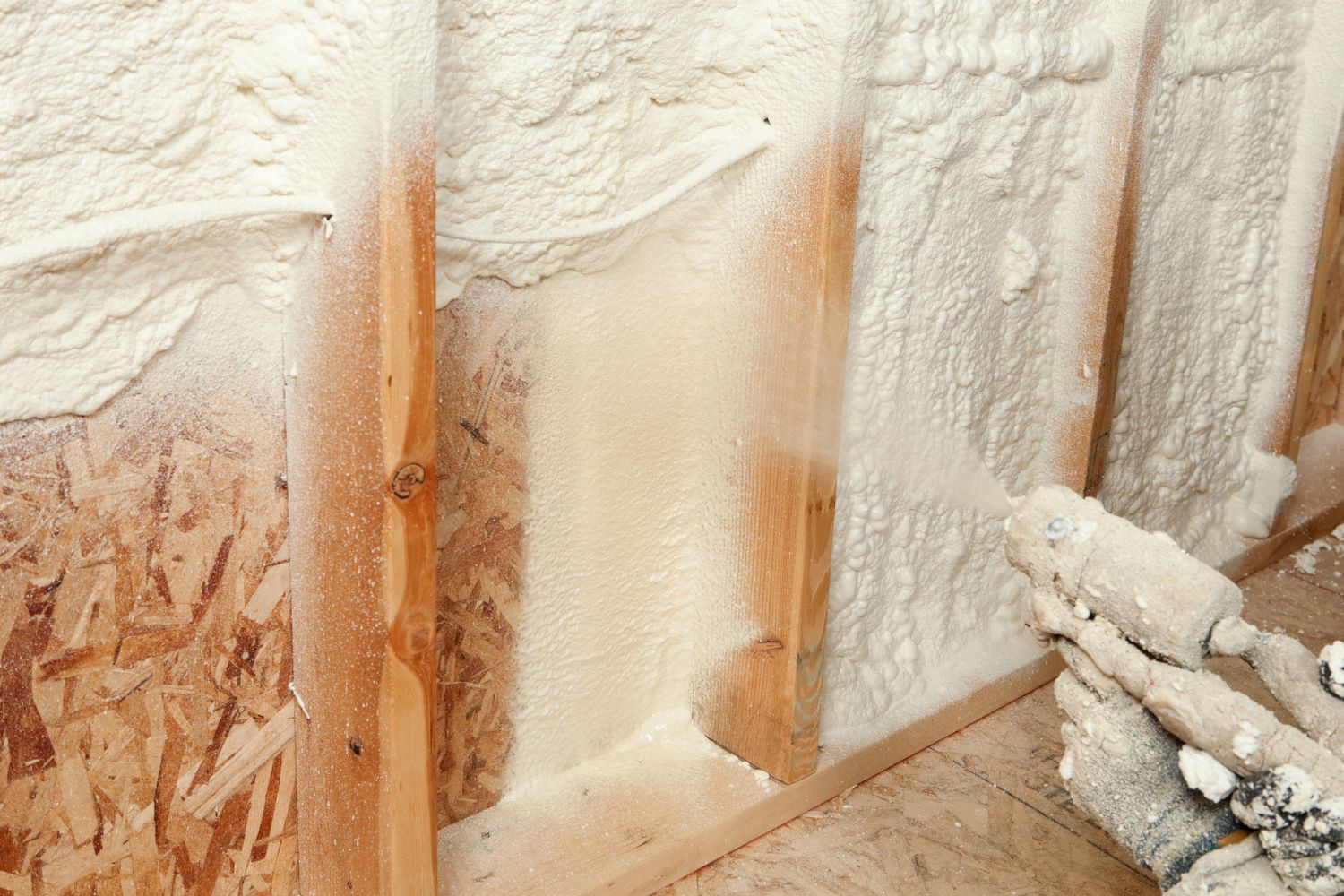 Who Installs Foam Insulation