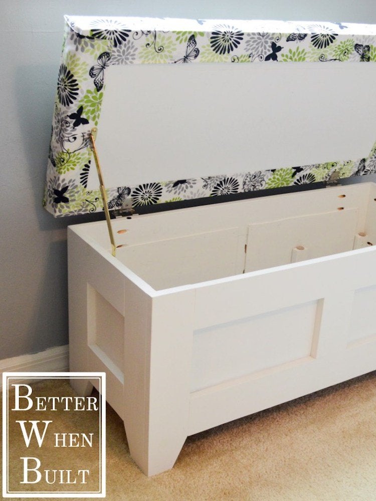 20 Incredible Ideas for a DIY Storage Bench