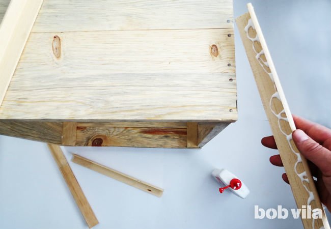 How to Make a DIY Christmas Tree Stand