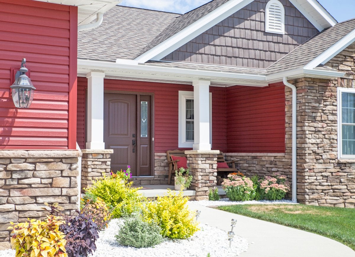 These Classic Vinyl Siding Colors Deliver Curb Appeal for Years