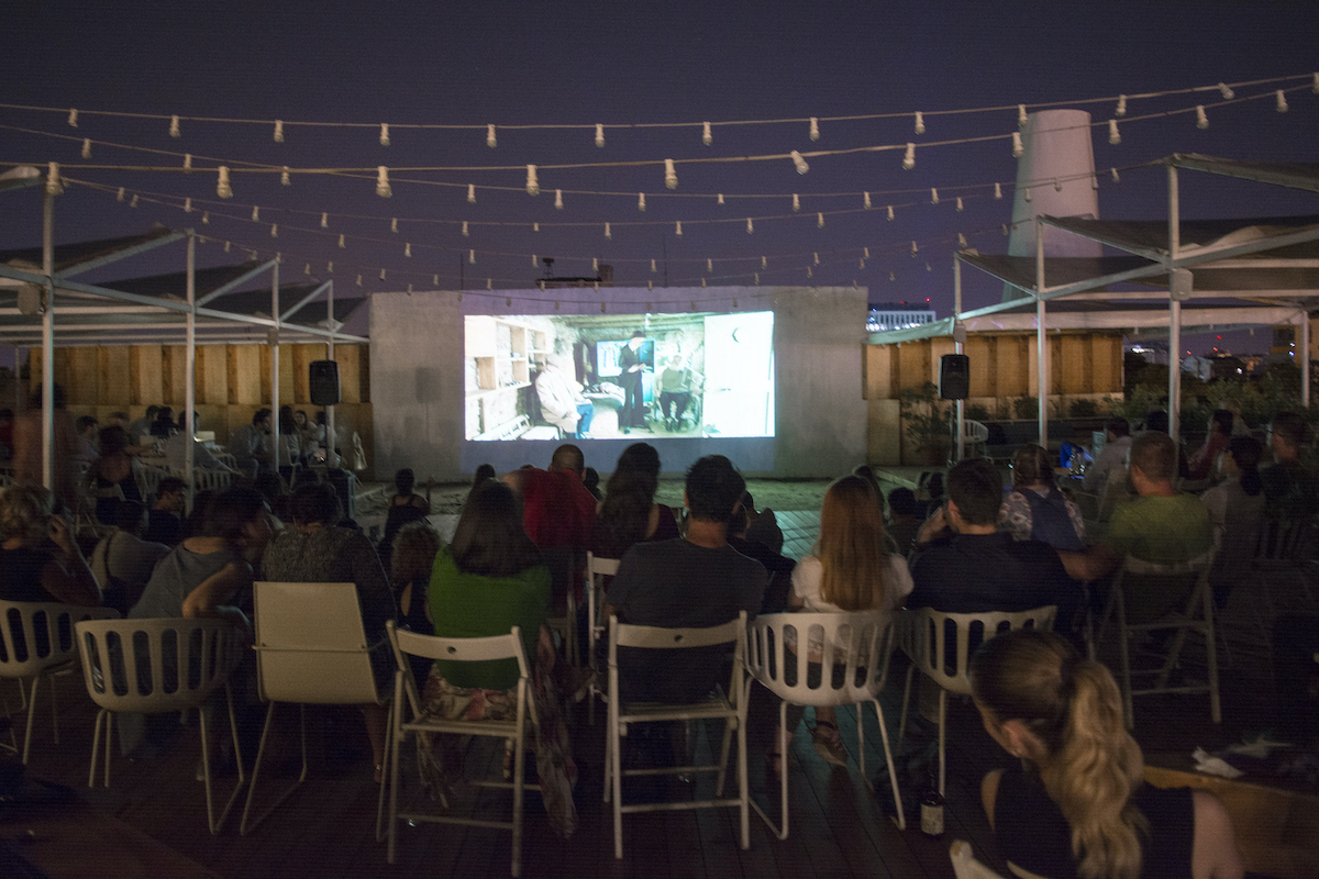 idées de bricolage pour un écran de cinéma en plein air