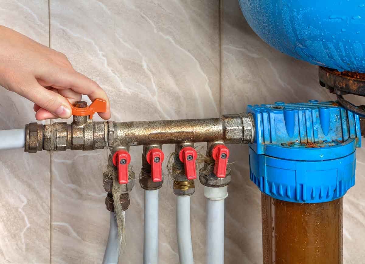 10 Plumbing Tips Everyone Needs to Know