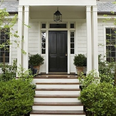 10 Welcoming Front Door Paint Colors