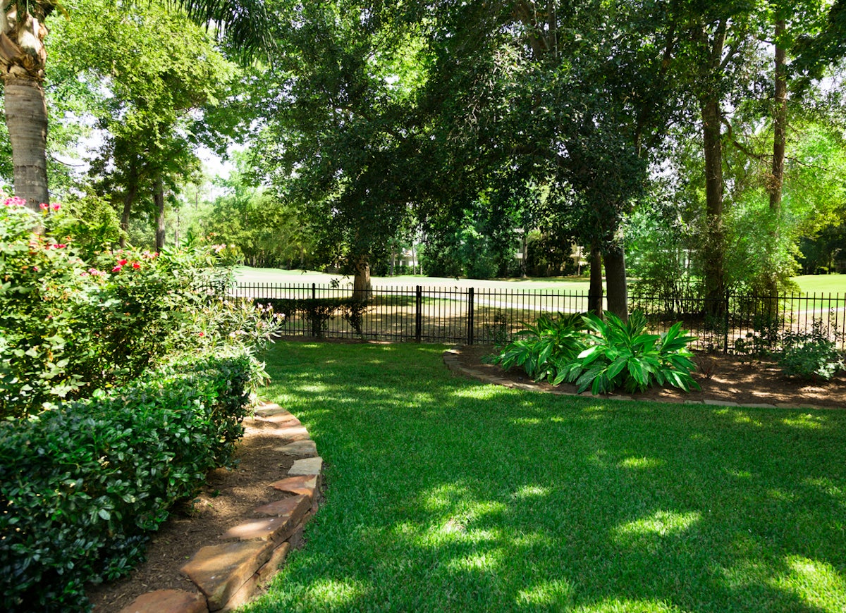 14 Landscaping Features That Can Hurt Your Home Value