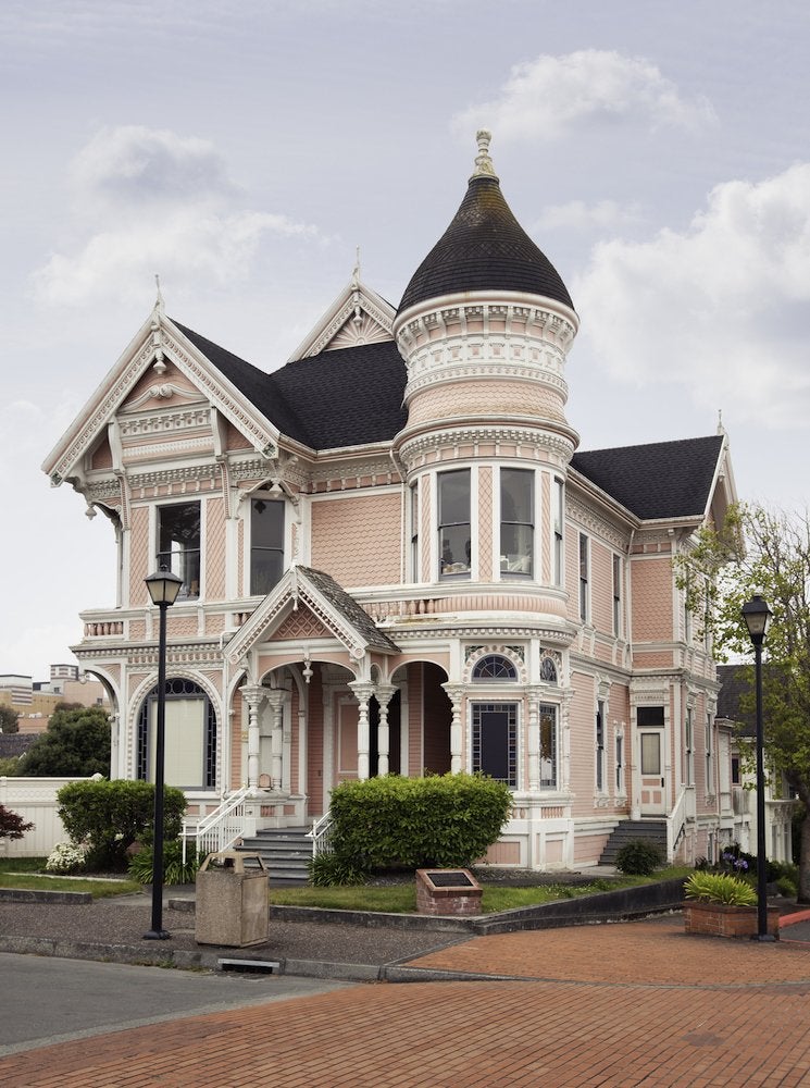 18 Victorian Homes We Love